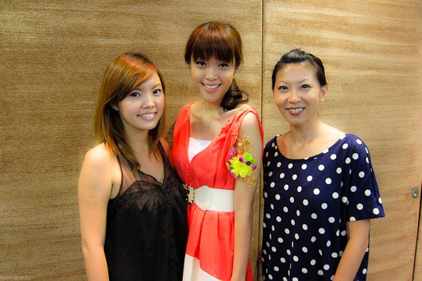 Singapore's Hottest Celebrity Blogger | Hong Kong Shopping