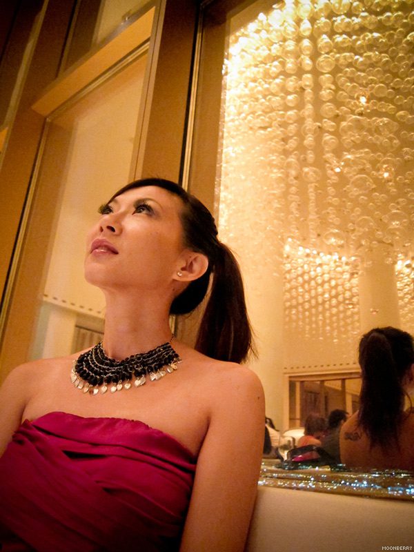 Singapore's Hottest Celebrity Blogger | Las Vegas Mix Travel