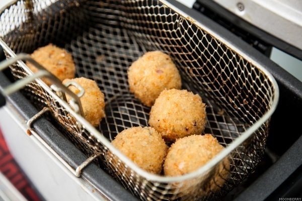 Cheesy Chicken Meatballs Recipe